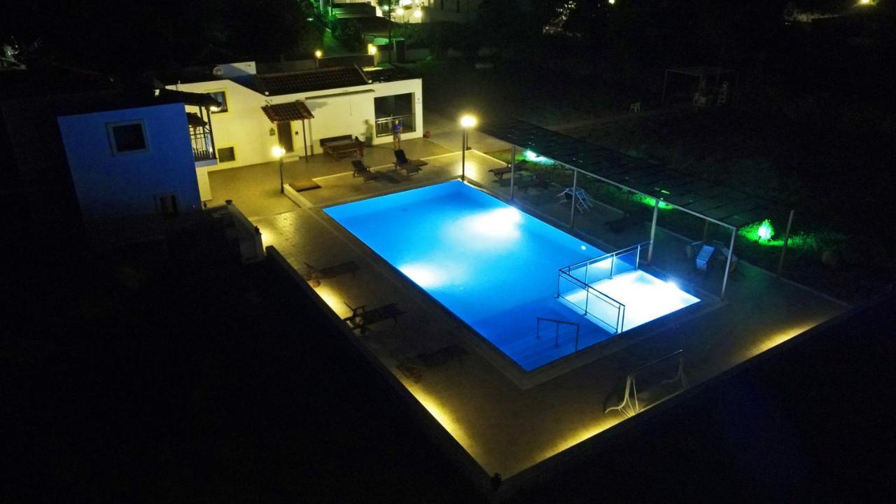 Parissis Eden Villas Skiathos トロウロス エクステリア 写真